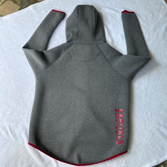 Touch by Alyssa Milano Red Jacket with Gray Lining size M - Picture 10 of 16